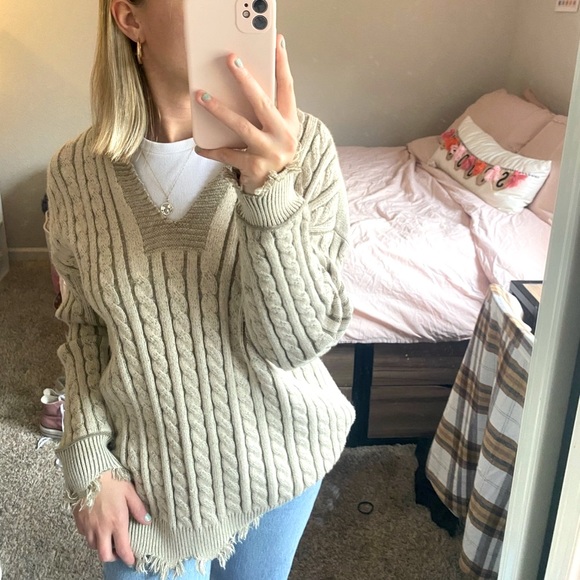 Vintage Green Sweater, Size Small, BKE - Picture 2 of 7